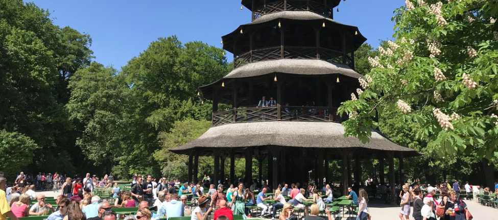 Biergarten dans le Jardin anglais