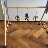 Vends : Mobile en bois bébé - 7€